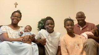 İngiltere’de hamile kadın ikiz doğurunca komadan uyandı