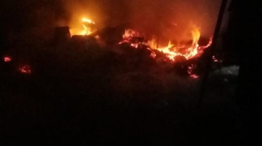 Tarsus’ta yanan çadırda maddi hasar oluştu