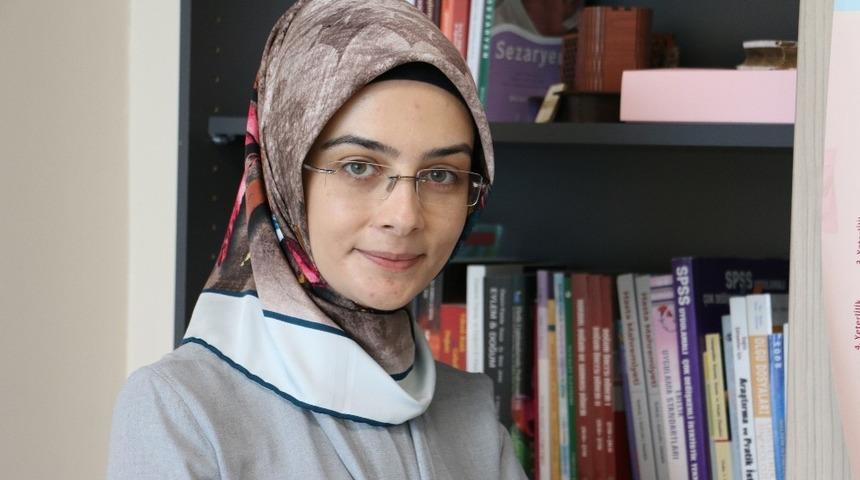 Dr. &Ouml;ğr. &Uuml;yesi Karako&ccedil;: &ldquo;Korona vir&uuml;s&uuml;n gebelik &uuml;zerindeki etkileri net şekilde bilinemiyor&rdquo;