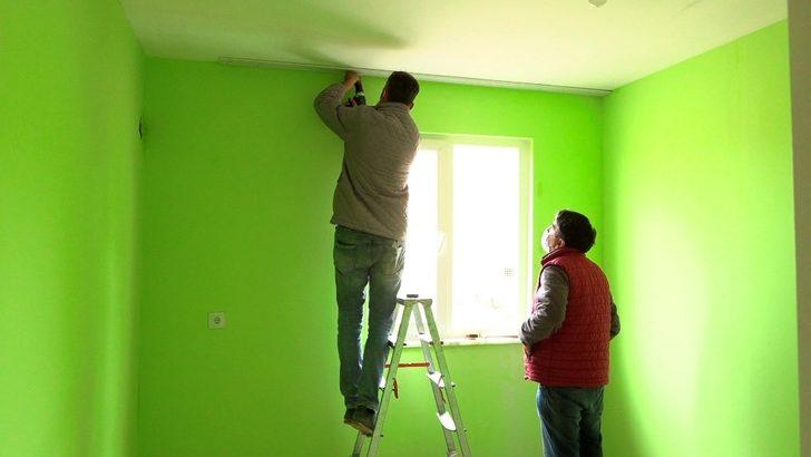 Isparta’da zor şartlarda yaşayan 7 kişilik aile yeni evleri için gün sayıyor G5