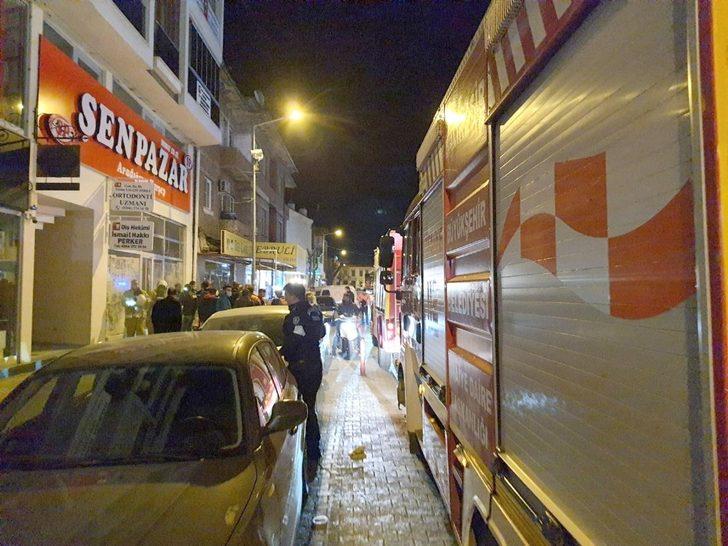 Edremit’te mağaza yangını G2