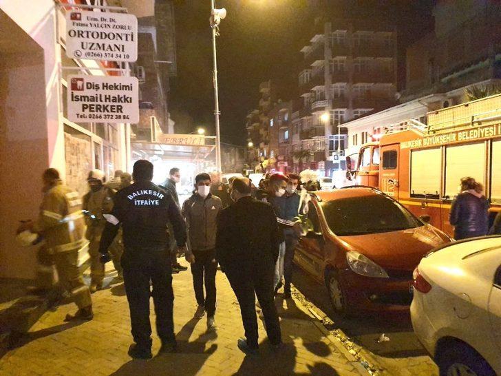 Edremit’te mağaza yangını G3