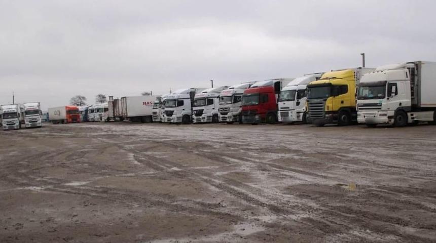 Ukrayna'da T&uuml;rk TIR şof&ouml;rleri arasındaki kavga kanlı bitti