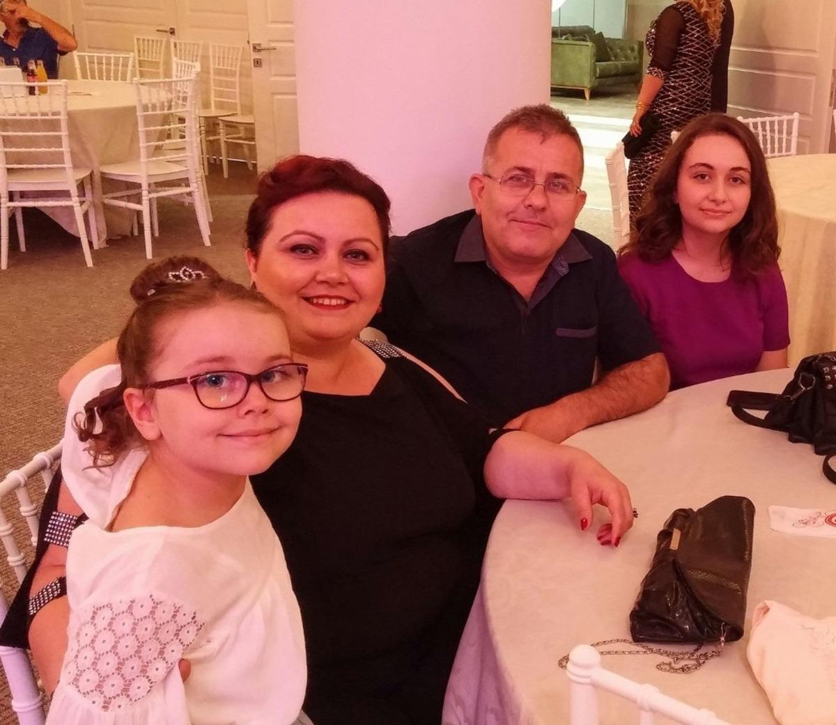 Mustafakemalpaşa onun i&ccedil;in ağlıyor