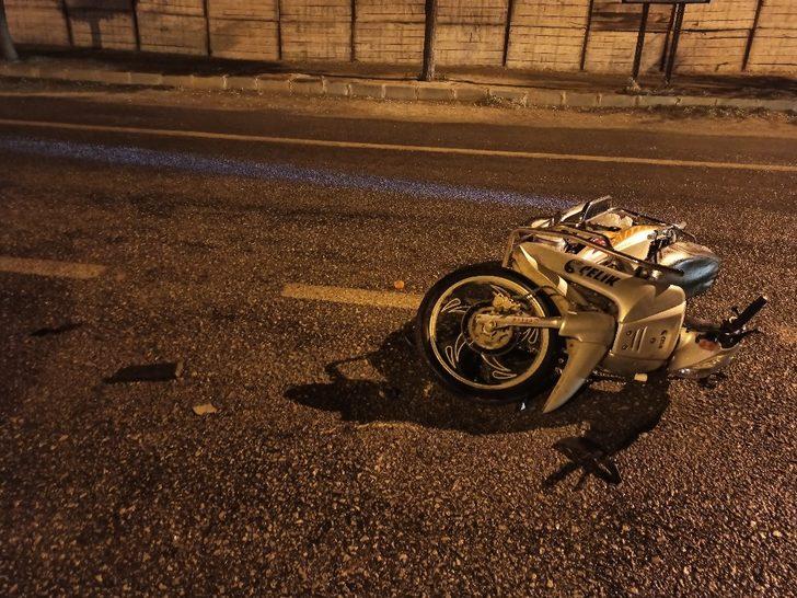 Motosikletle minibüs çarpıştı 1 kişi  yaralandı G4