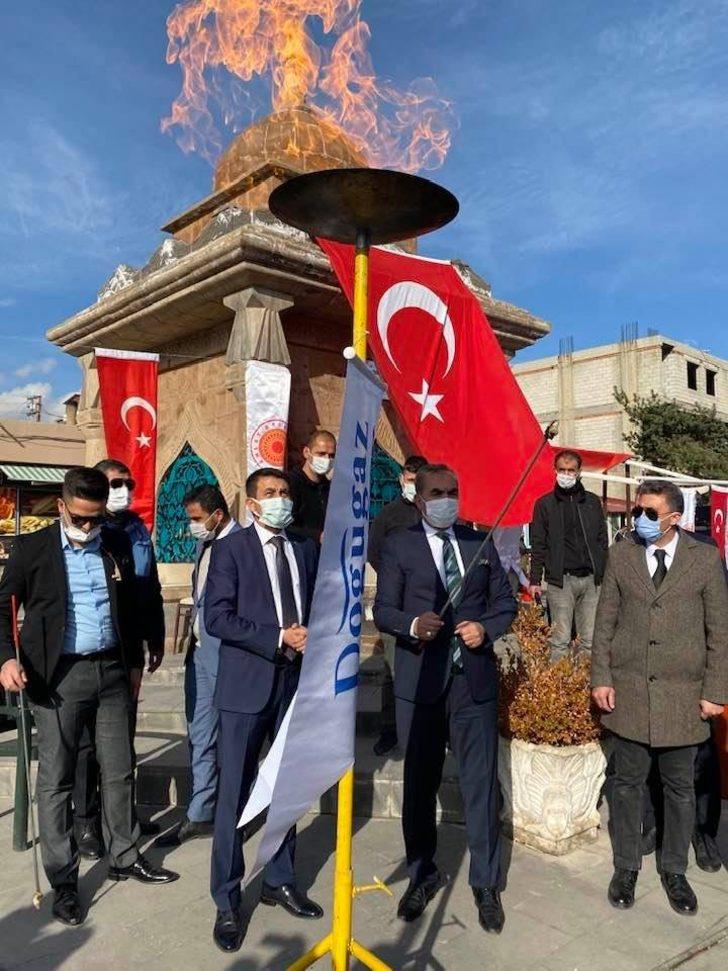 Ahlat’ta doğalgaz ateşi yakıldı G4