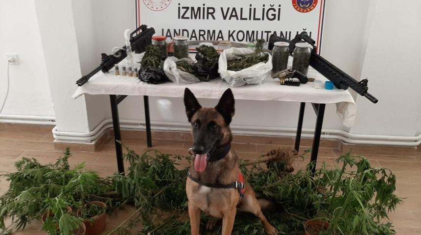 İzmir&rsquo;de uyuşturucu operasyonu: 21 ş&uuml;pheli g&ouml;zaltında