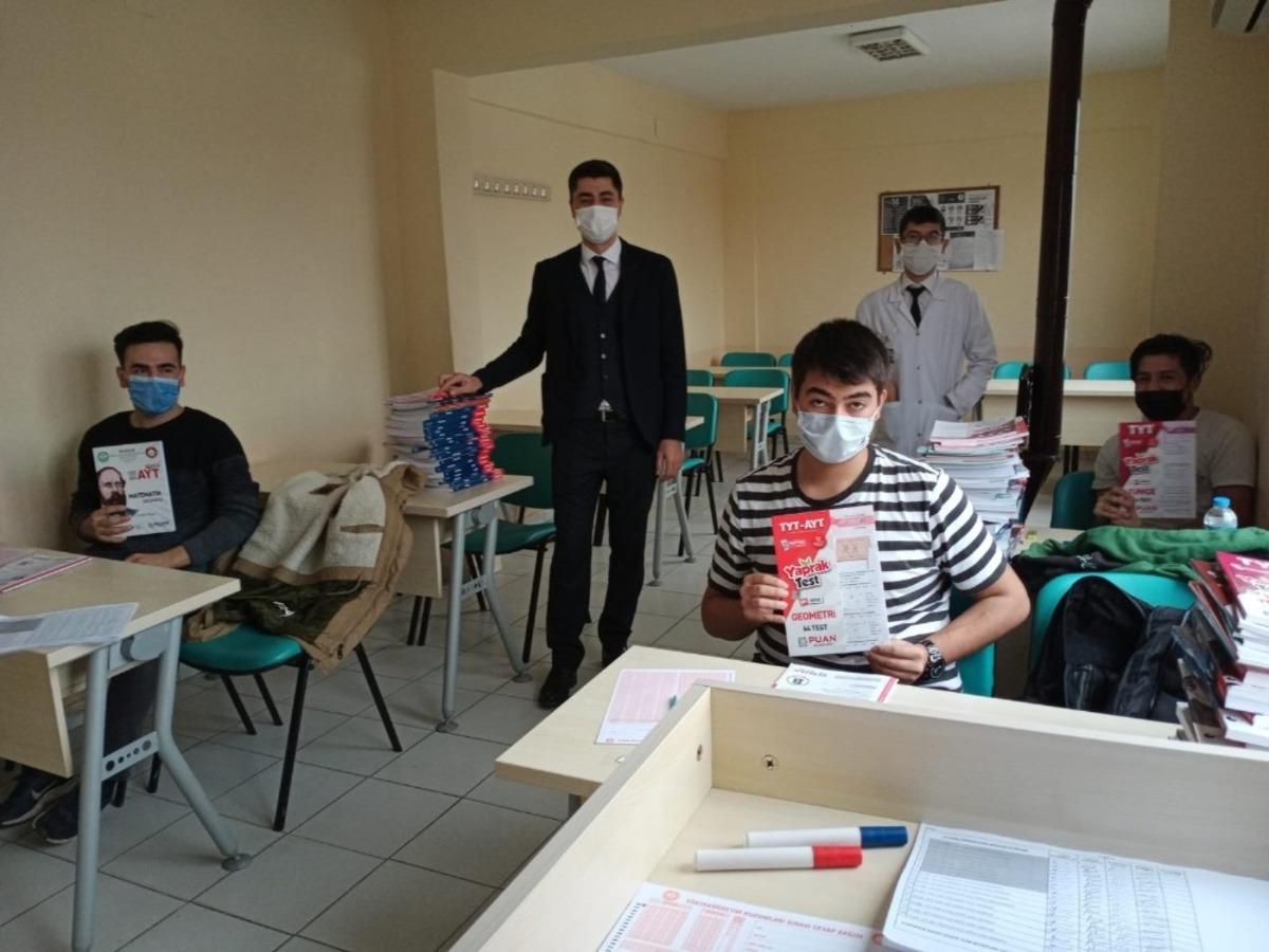 MABEM&rsquo;in test kitapları &ouml;ğrencilere ulaştırıldı