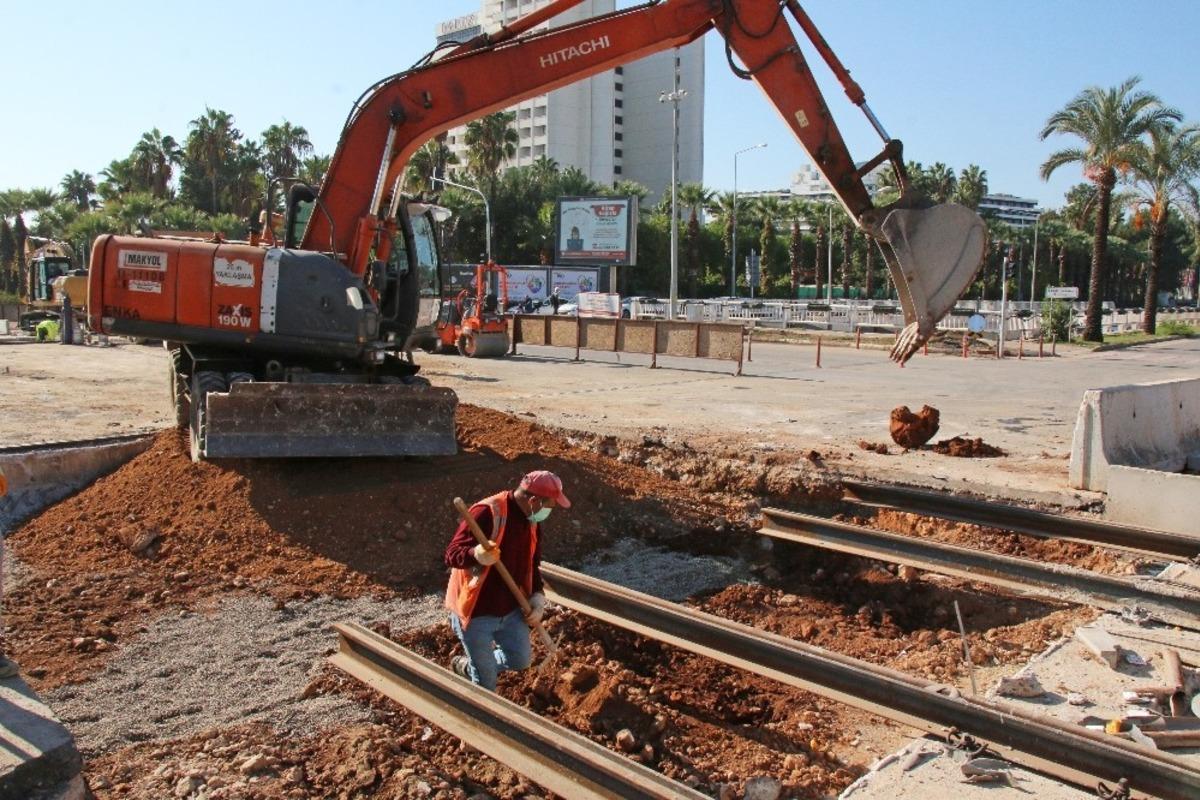 3. Etap Raylı Sistem &ccedil;alışmaları Falez Kavşağı&rsquo;nda