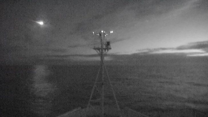 Avusturalya'da meteorun düşme anı kamerada G4