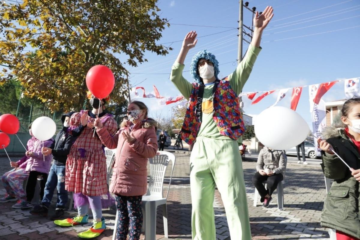 İzmit Belediyesi, Akmeşeli &ccedil;ocukları g&uuml;l&uuml;msetti
