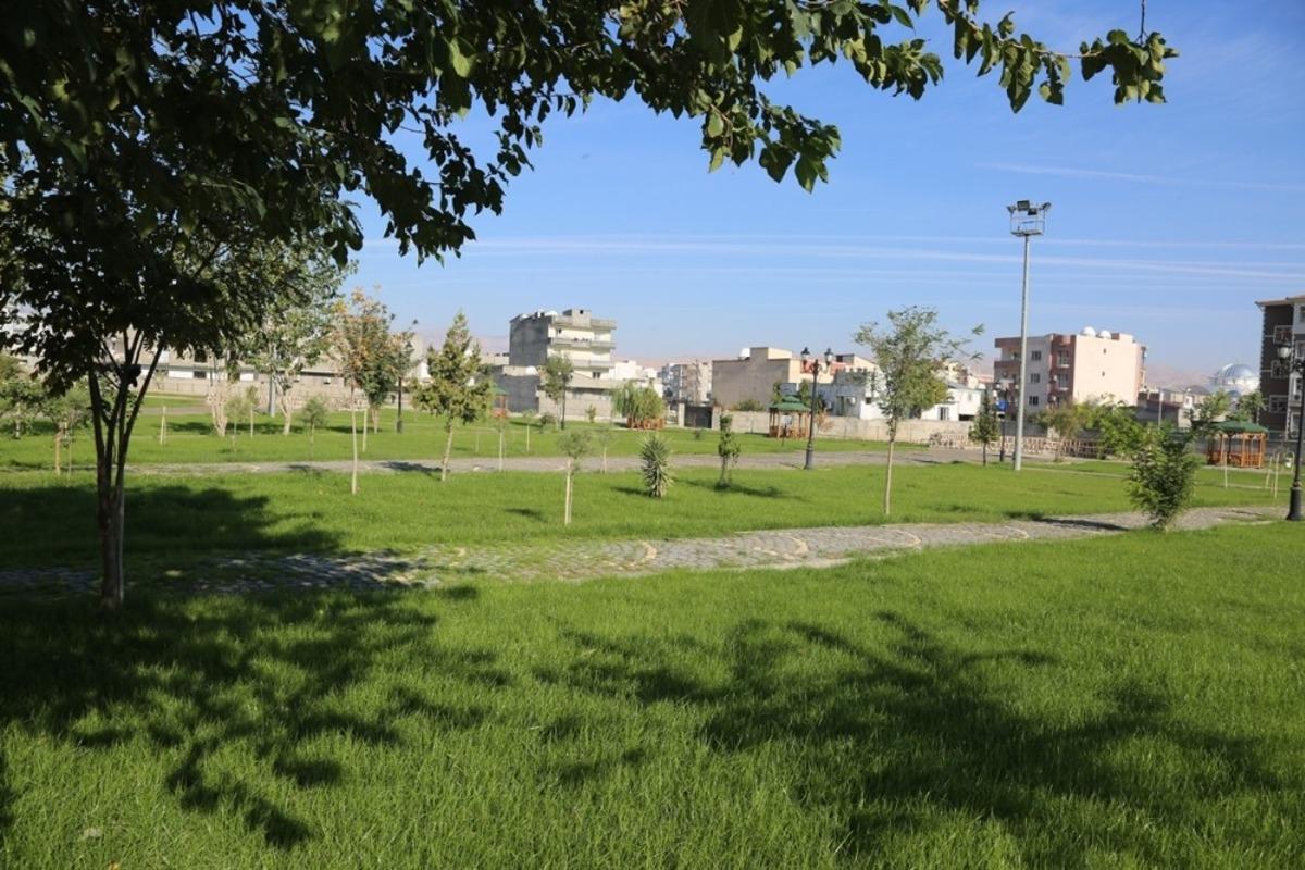 Cizre&rsquo;de park yapım &ccedil;alışmaları
