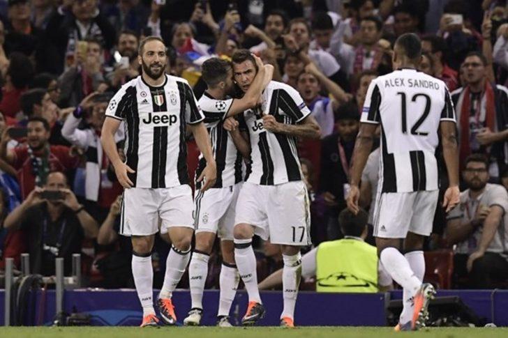 Forbes en değerli futbol kulüplerini açıkladı G5