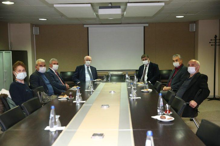 Başkan Kurt’tan Karşıyaka Belediyesi’ne geçmiş olsun ziyareti G3