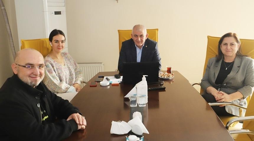 Şahin, "İş adamları daralan ekonomide yeni kaynaklar bulmaya çalışıyor"