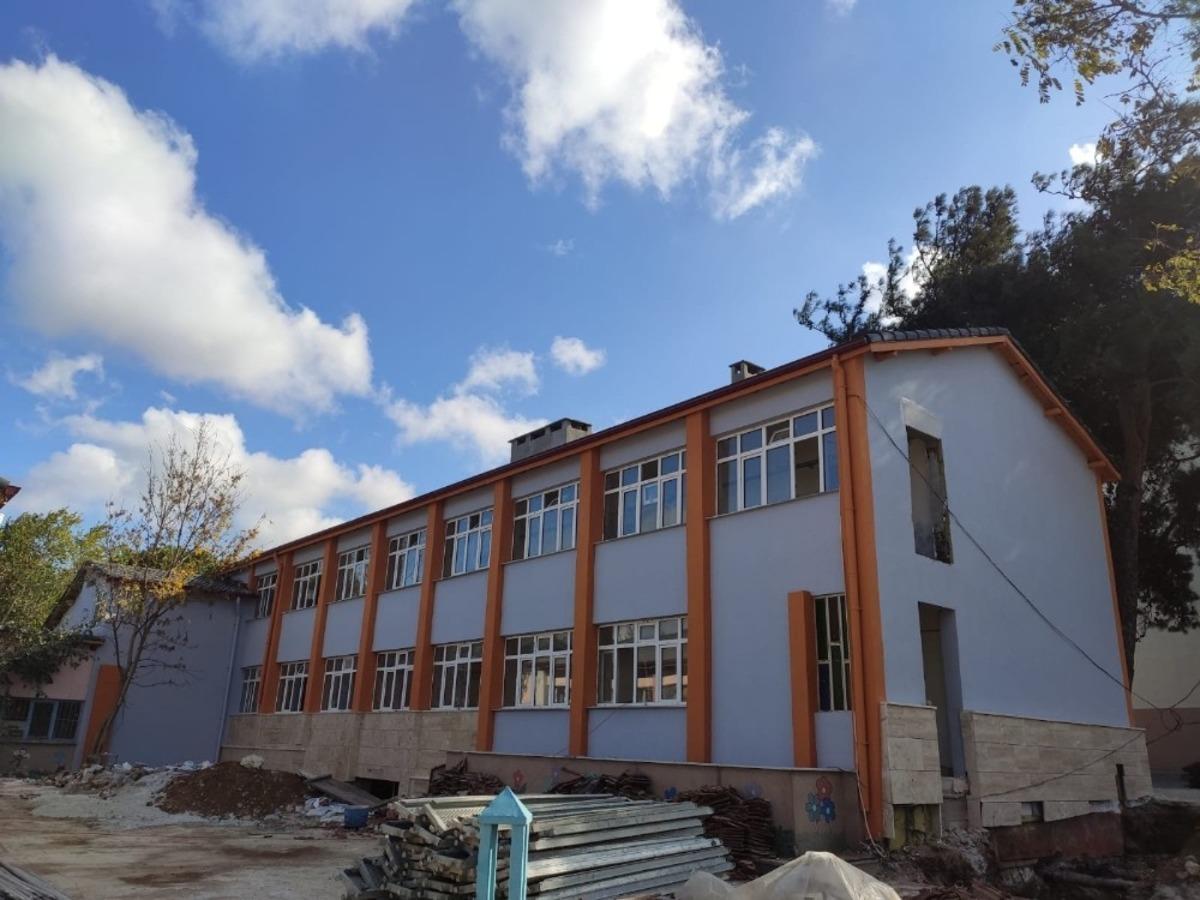 &Ccedil;anakkale&rsquo;de 39 okul binası i&ccedil;in yıkım kararı