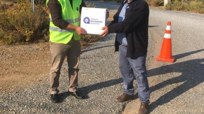 Gazipaşa&rsquo;da karantinalı mahallelere B&uuml;y&uuml;kşehirden destek