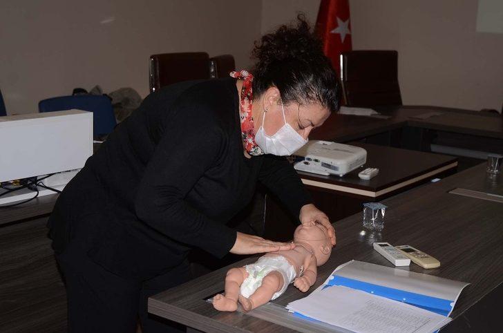 Kuşadası’nda belediye personeline ilk yardım eğitimi verildi G4