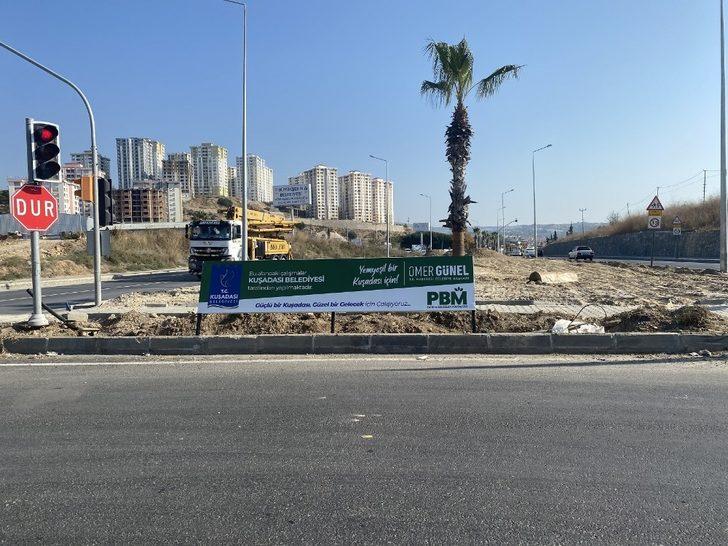 Kuşadası çevre yolu refüj ve kavşaklarda peyzaj çalışması başladı G2