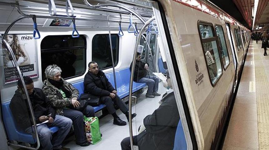 İstanbul'da toplu taşımaya koronavir&uuml;s kısıtlaması d&uuml;zenlemesi