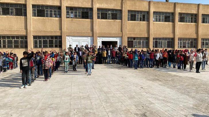 Mehmetçik Tel Abyad'a 740 fidan dikti G2