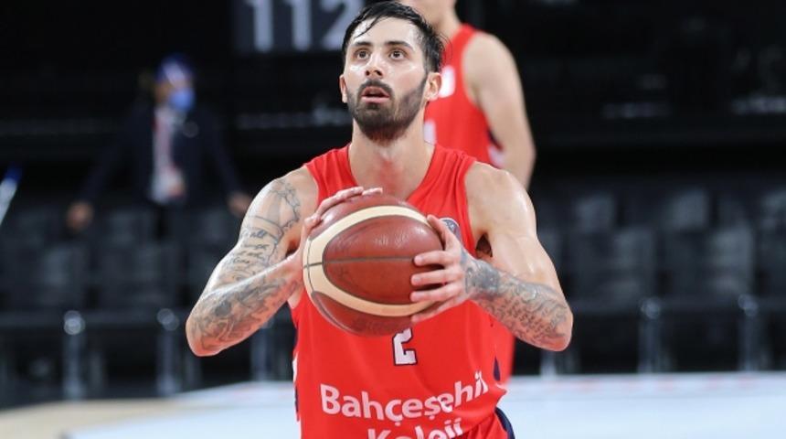 Alex Perez resmen Fenerahçe Beko'da!