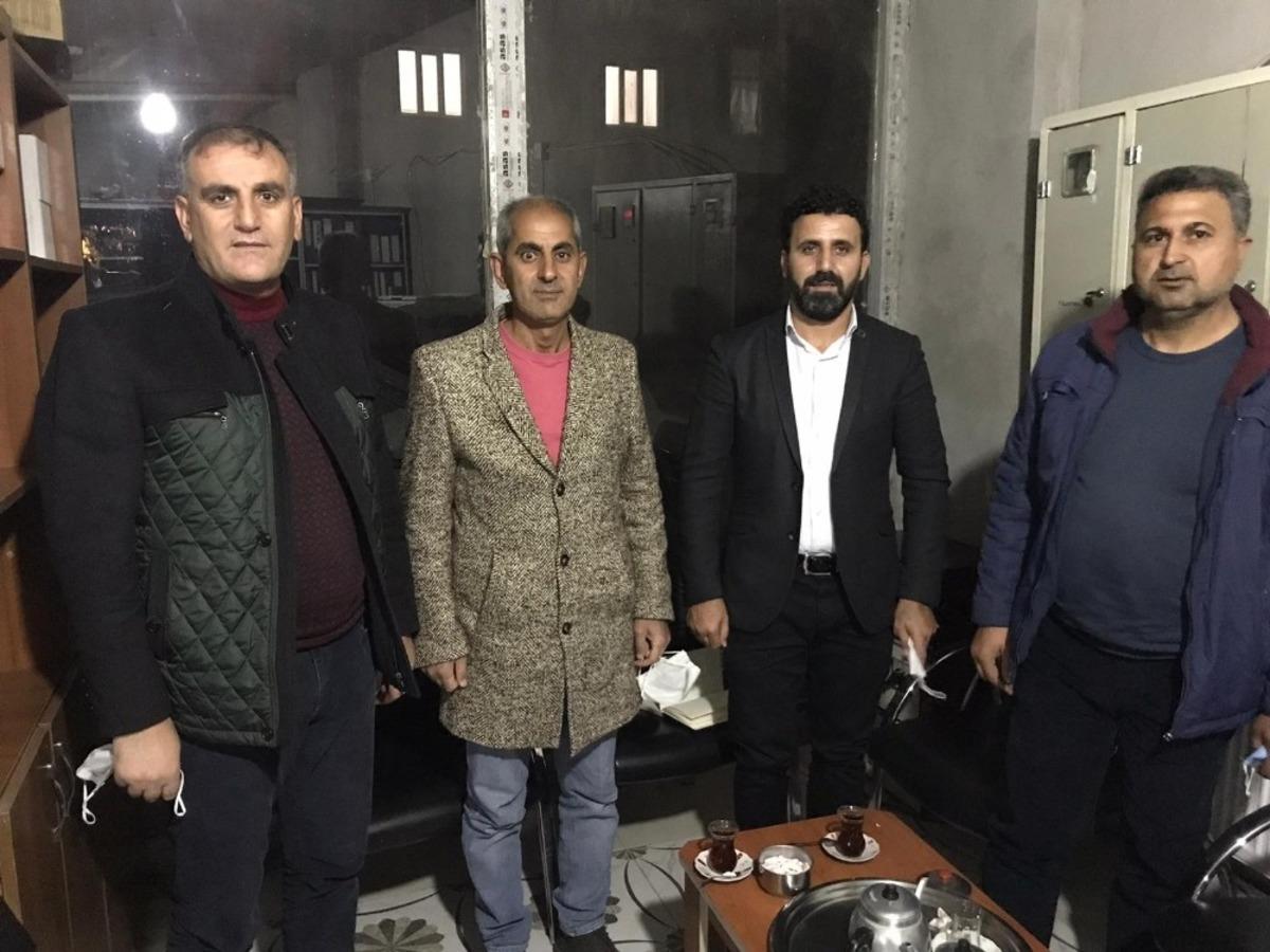 Do&ccedil;. Dr. &Ouml;mer Kaynar kitap &ccedil;alışmaları i&ccedil;in Bulanık&rsquo;ta