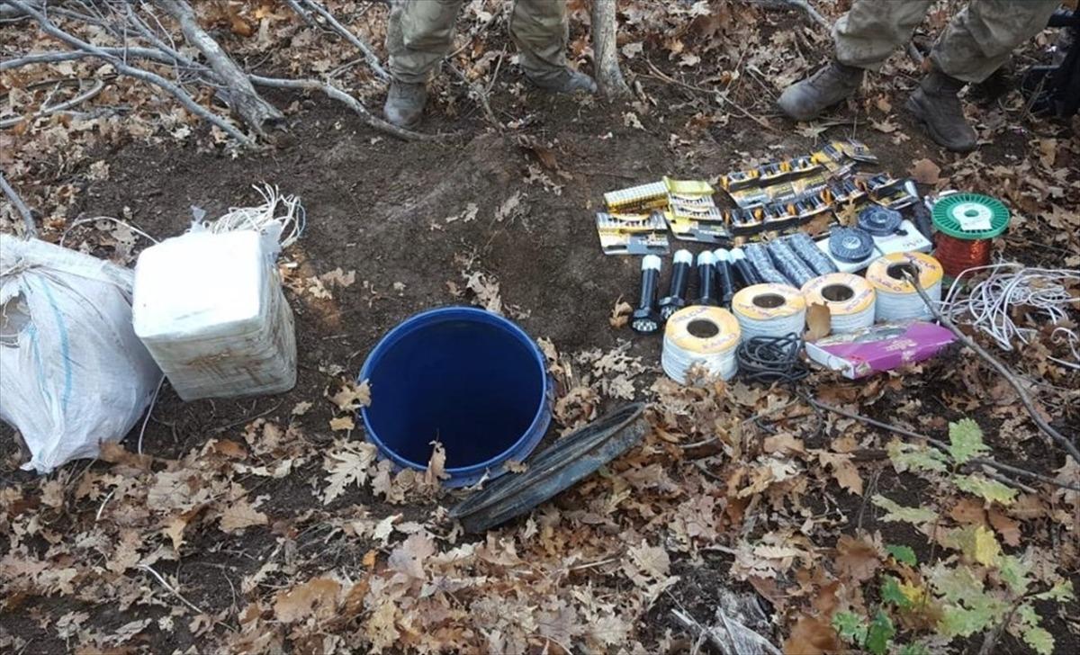 Muş'ta patlayıcı yapımında kullanılan malzeme ele ge&ccedil;irildi