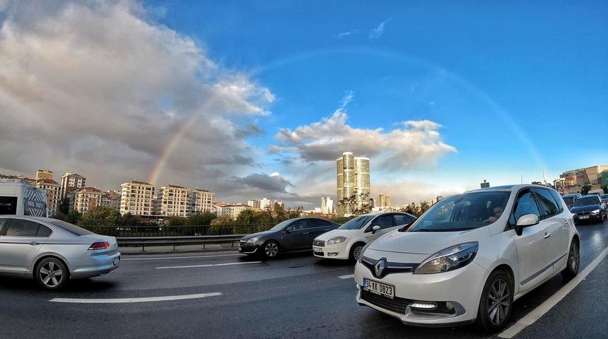 İstanbul'da gökkuşağı sürprizi