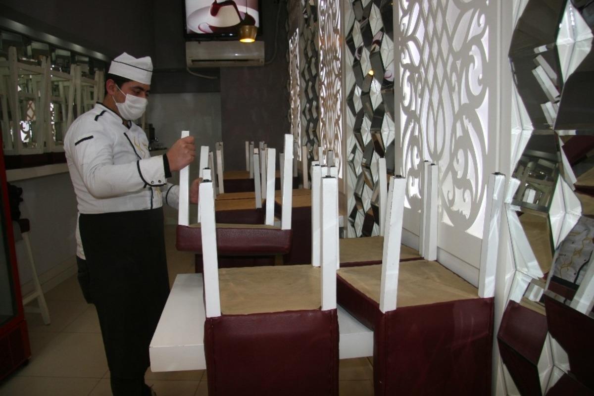 Afyonkarahisar&rsquo;da kısıtlama kararları uygulanmaya başlandı