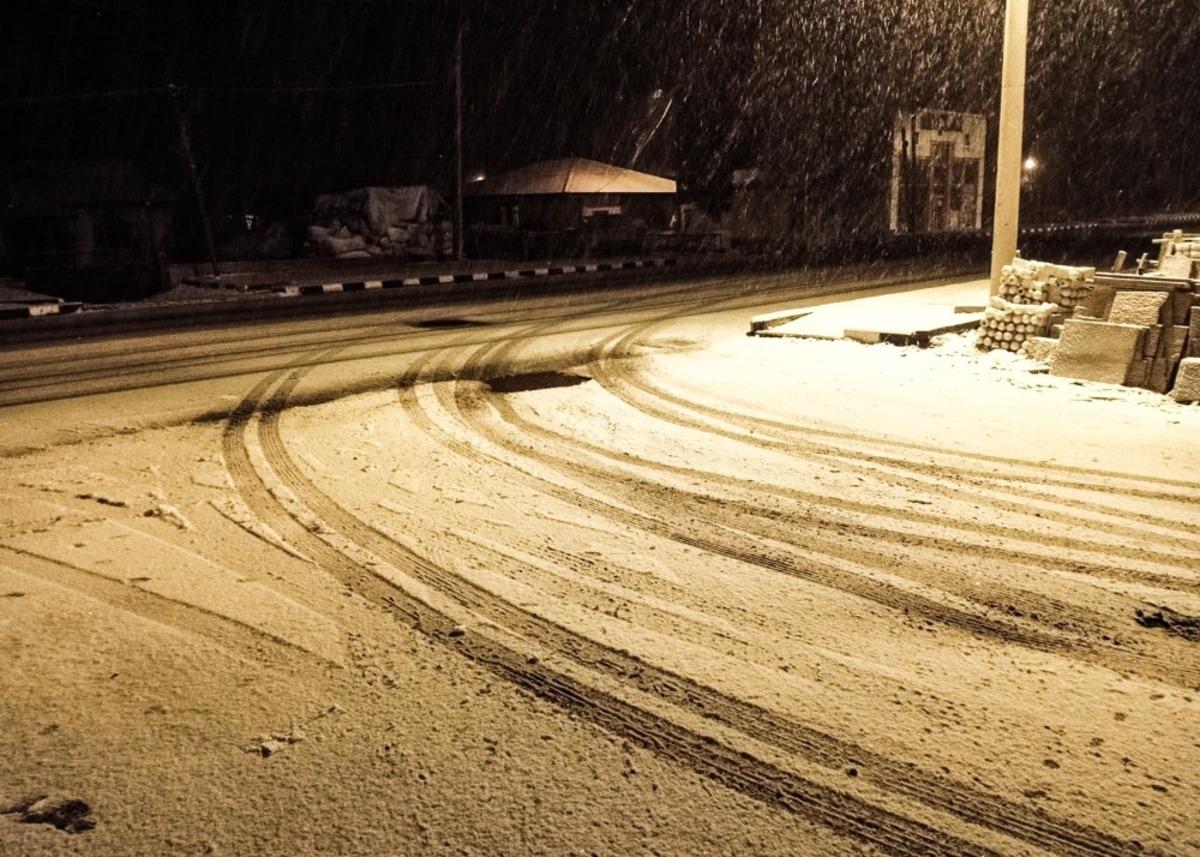 G&ouml;le&rsquo;ye mevsimin ilk karı yağdı