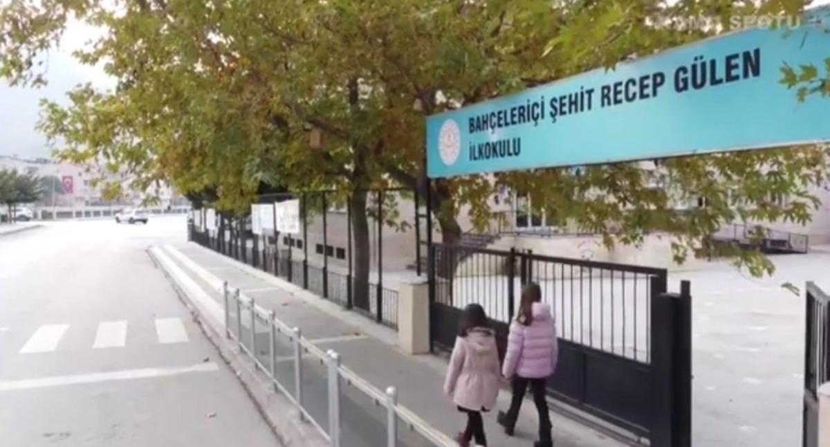 Amasyalı ilkokul &ouml;ğrencilerden Kovid-19 farkındalık videosu: "Okulumuza kavuşmamız i&ccedil;in l&uuml;tfen siz de maskenizi takar mısınız? "