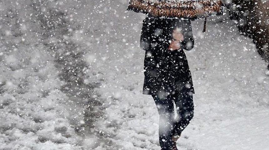 Meteoroloji'den yağış ve kar uyarısı! Bu bölgelerde oturanlar dikkat (21 Kasım İstanbul'da hava durumu)