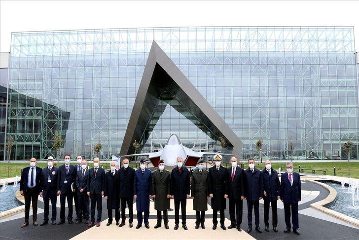 Milli Savunma Bakanı Hulusi Akar ve TSK Komuta Kademesi TUSAŞ’ı ziyaret etti G5