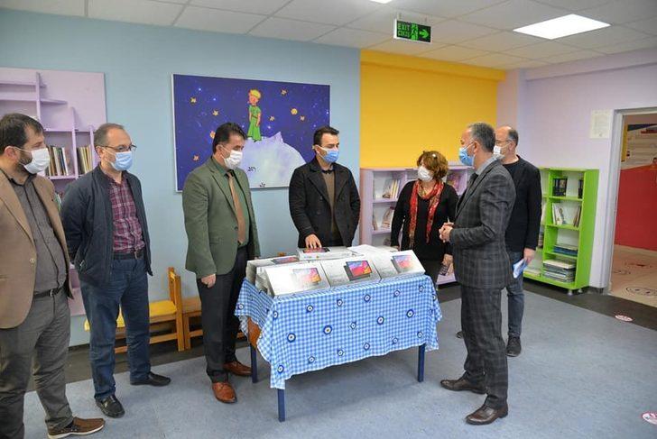 Türkeli’de 146 öğrenciye tablet desteği G3