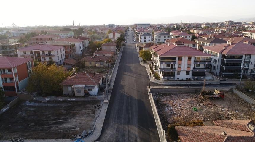 Uğurhan Tunçata Caddesinde yol genişletme çalışmaları tamamlandı