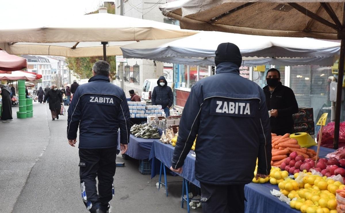 Tepebaşı zabıtası pazar yerlerinde denetimlerini s&uuml;rd&uuml;r&uuml;yor