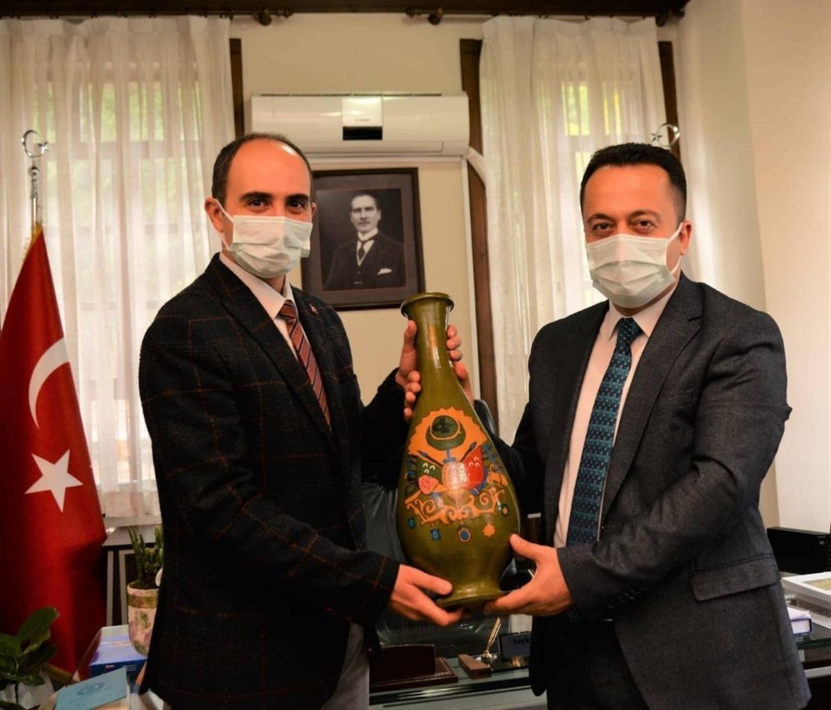 Vali Şent&uuml;rk&rsquo;ten yeni il m&uuml;d&uuml;rlerine ziyaret