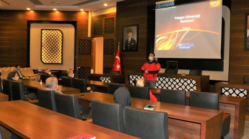 Acil durum ekiplerine &ldquo;Yangın G&uuml;venliği Semineri&rdquo; verildi