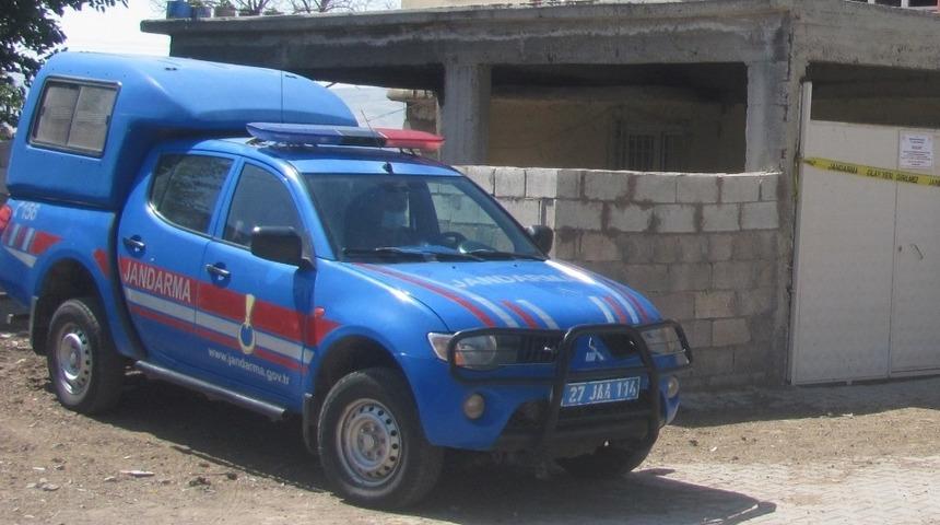 Kız kardeşini &ouml;ld&uuml;ren ağabey d&ouml;rt yıl sonra yakalandı