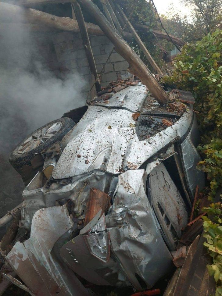 Taklalar atan otomobil deponun üzerine düştü: 1 kişi yaralandı G2