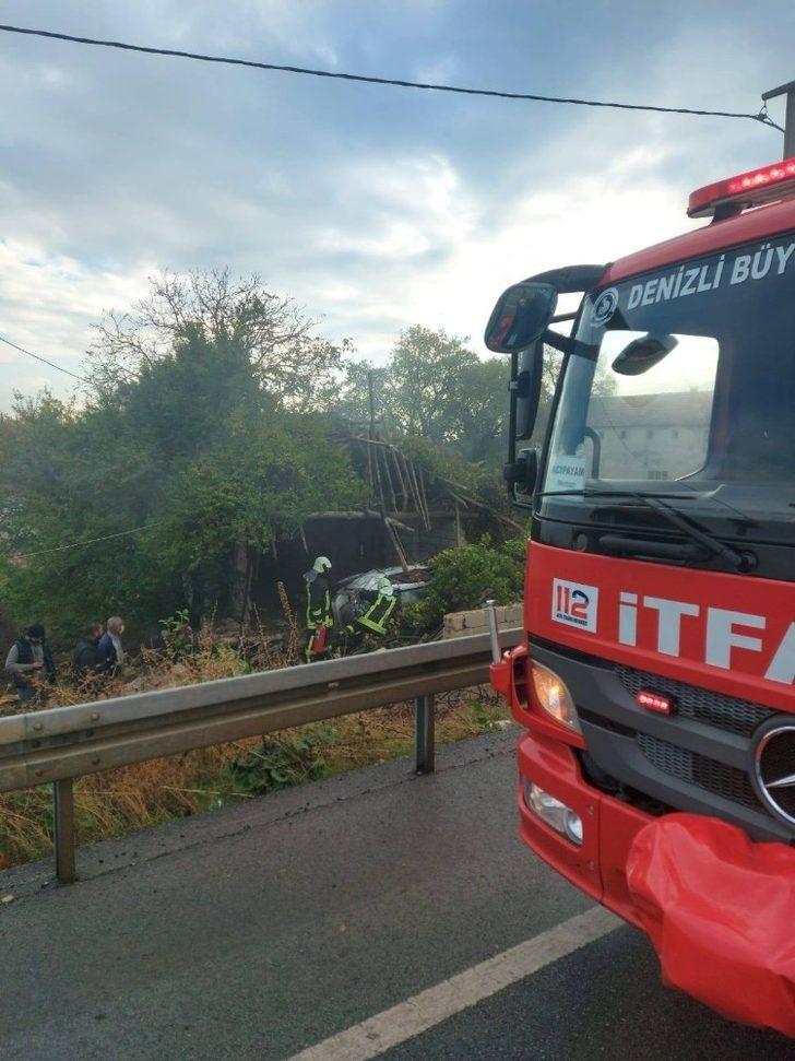 Taklalar atan otomobil deponun üzerine düştü: 1 kişi yaralandı G3