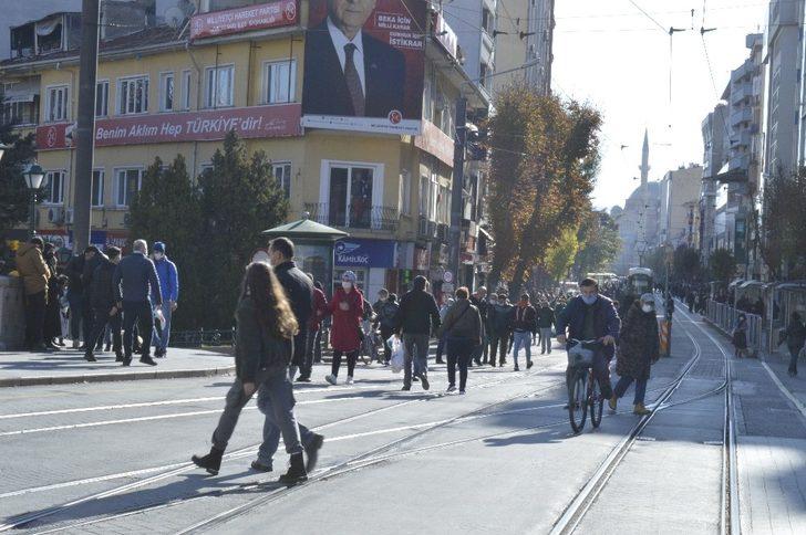 Vatandaşlar güneşin tadını çıkartıyor G5