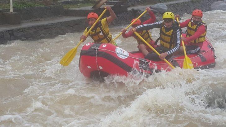 Şırnaklı sporcular rafting eğitimleri için Rize’de G1