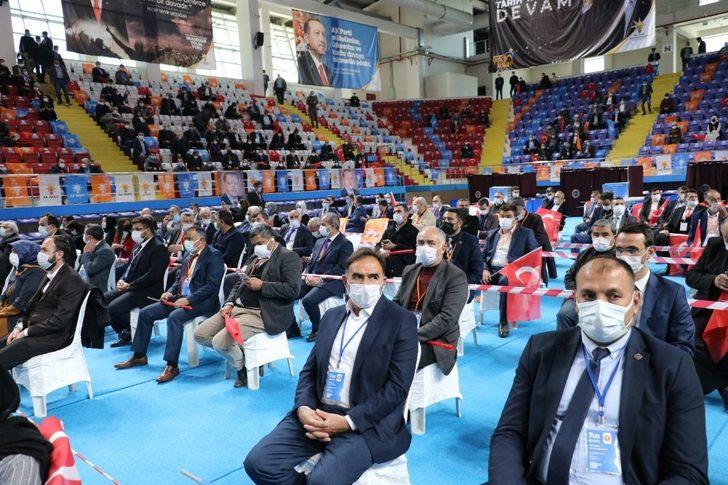 AK Parti’li Şahin: “HDP ile bir anayasa çalışması hazırlığı içerisinde olduklarını yalanlama yoluna gittiler” G3