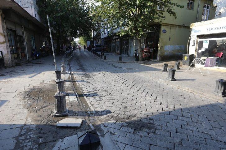 Büyükşehir’den Hamdi Kutlar Caddesi’nde onarım çalışması başlatıyor G5