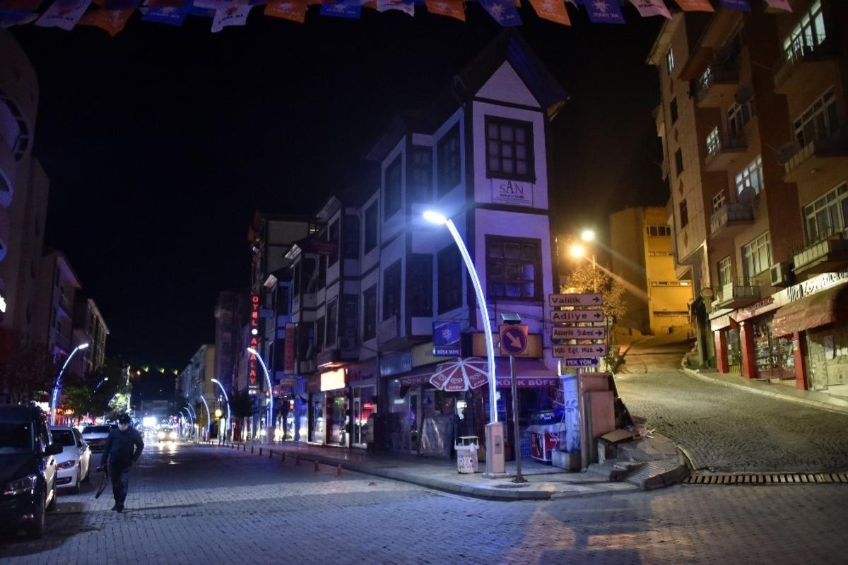 G&uuml;m&uuml;şhane&rsquo;de sokağa &ccedil;ıkma kısıtlaması başladı