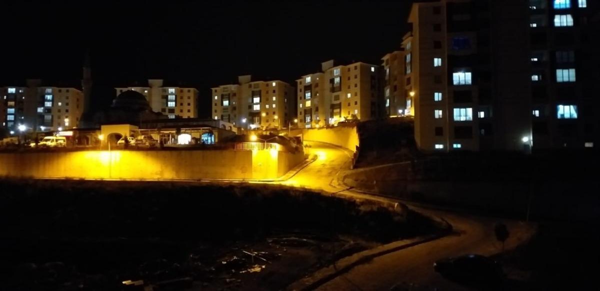 Kısıtlamayla Y&uuml;ksekova sessizliğe b&uuml;r&uuml;nd&uuml;