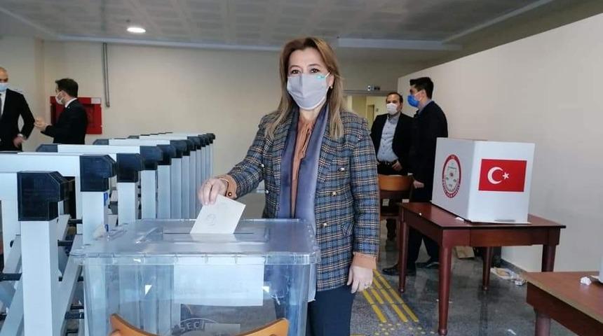 AK Parti&rsquo;nin K&uuml;tahya&rsquo;daki &uuml;ye sayısı 77 bin 948&rsquo;e y&uuml;kseldi