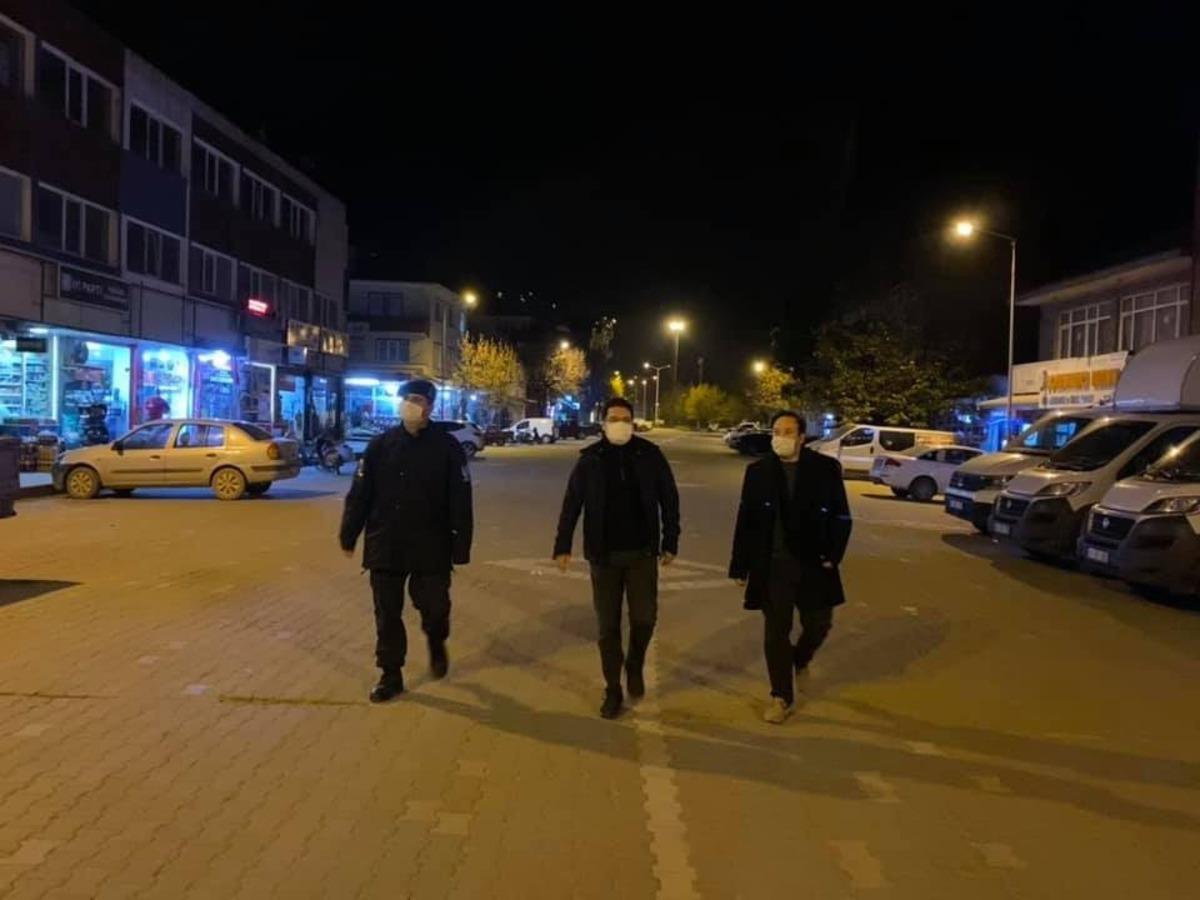 Yenice Kaymakamı G&ouml;ktaş, sokağa &ccedil;ıkma kısıtlamalarını denetledi